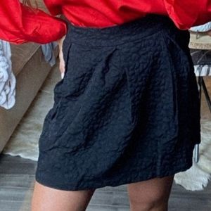 ❤️2/$25 BEAUTIFUL Black pleated skirt